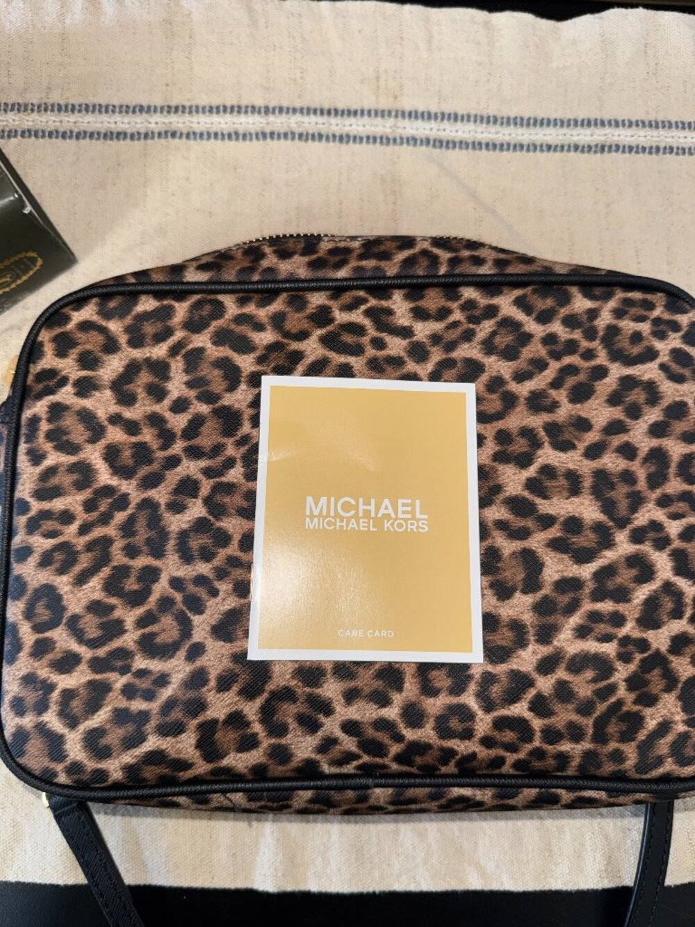 Michael Kors Leopard Print Crossbody Bag | Gold Chain Strap | Like New | Animal